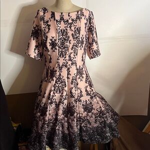 Dress Barn faux lace dress form fitting 16